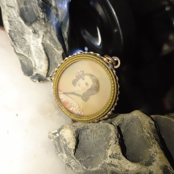 Antique Victorian Pendant 10K Yellow Gold 15 g Hand Painted Miniature Portrait - Picture 14 of 16